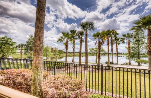 Florida Central Atlantic Coast Apartment | Newly Renovated LAKEVIEW Vista Cay Condo