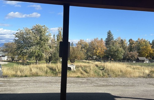 Lakeside Apartment | Newly renovated, modern Lakeside apartment. Great location all year.