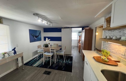 Sexton Cove Estates House | Newly Updated Cottage in the Heart of Key Largo