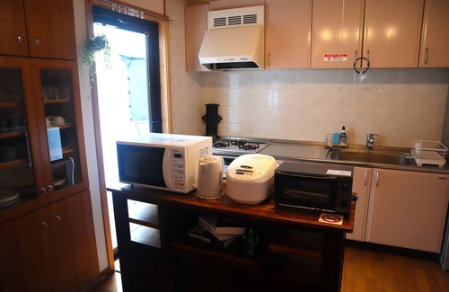 Chatan House | NewOpen 】 Located in the popular tourist area of Chatan! 1 minute walk to the beach! Max. 14 persons