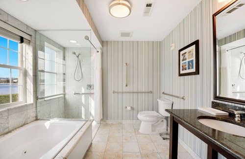 Newport Hotel | Newport Beach Hotel & Suites