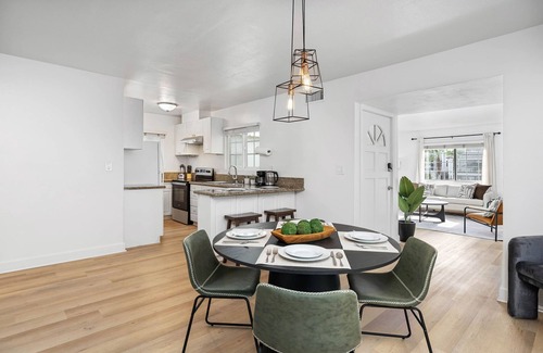 Balboa Peninsula Condo | Newport Beach: Sky Above, Sand Below, Peace Within