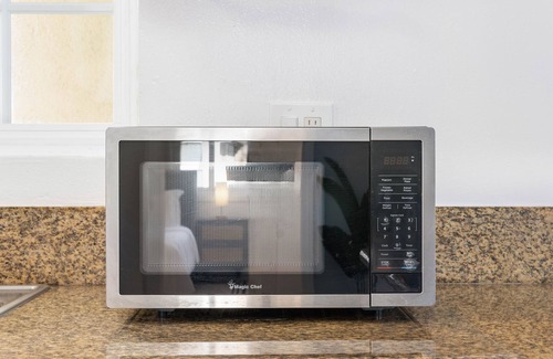 Balboa Peninsula Condo | Newport Beach: Sky Above, Sand Below, Peace Within