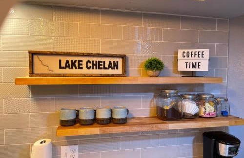 Chelan House | Next to Lake, Pool, 10 Acre Park, 1 Mile to Town, Best Prices