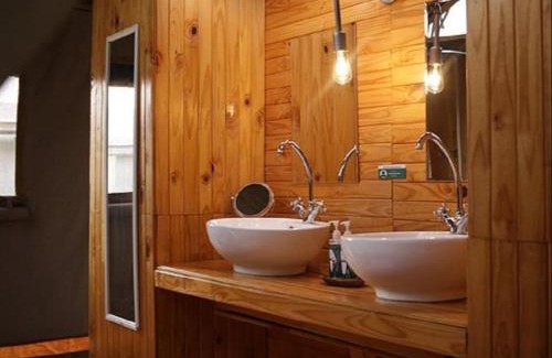 Hammanskraal Cabin | Ngata Safari Lodge