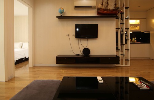 Quang Trung Apartment | Nguyen Luong Bang #1403 - Cozy Flat with Balcony and Lake View