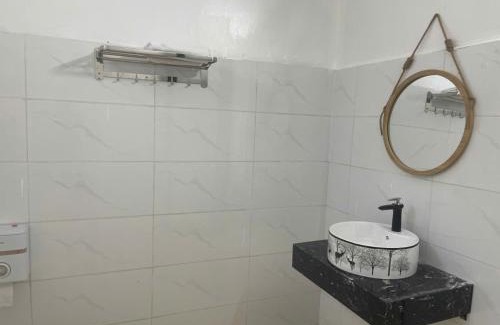 Loc Tien House | Nhà Nghỉ Nắng Vàng