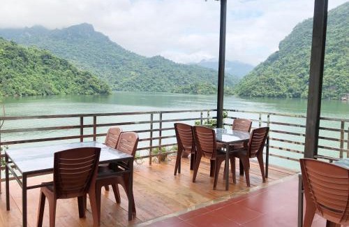 Nam Mau Bed & Breakfast | Nhà Nghỉ Sơn Lâm - Ba Bể lake Best view