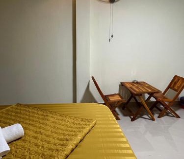 Ninh Kieu Hotel | Nhà Nghỉ Thiên Phú 2