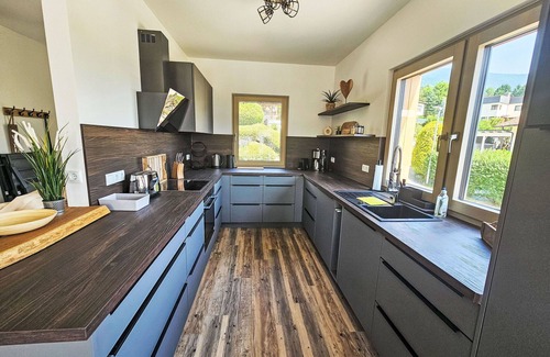 Tratten House | Nice apartment in villa for 6 people with WIFI, TV, terrace and pets allowed