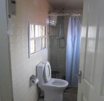 Freetown Apartment | Nic's Inn