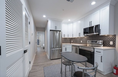 Barney Circle Apartment | NICE 1BR Apartment in DC Prime Location