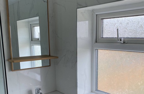 Derby House | Nice 5 bedrooms house with 6 double beds and 2 single beds