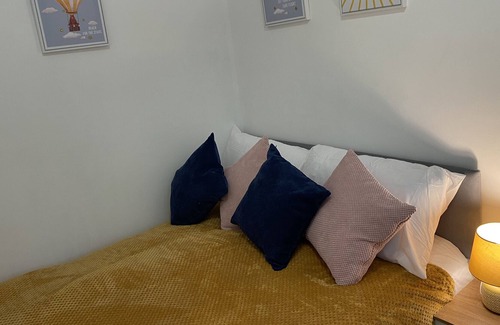 Derby House | Nice 5 bedrooms house with 6 double beds and 2 single beds