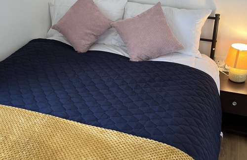 Derby House | Nice 5 bedrooms house with 6 double beds and 2 single beds