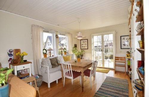 Vastra Frolunda House | Nice and comfortable villa at the historic Naset in the Gothenburg archipelago