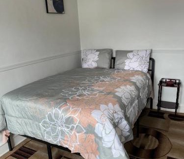 Foxcroft Square Apartment | Nice and quiet appartement