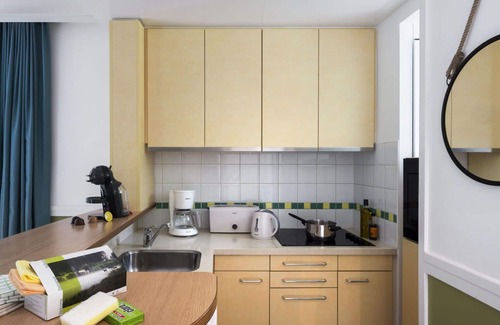 Neuville-sur-Ailette House | Nice apartment in villa for 4 guests with pool, WIFI, hot tub, terrace and parking