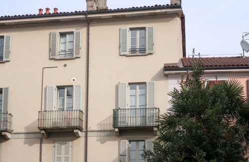 Intra Apartment | Nice apartment for 4 people with WIFI, TV and pets allowed