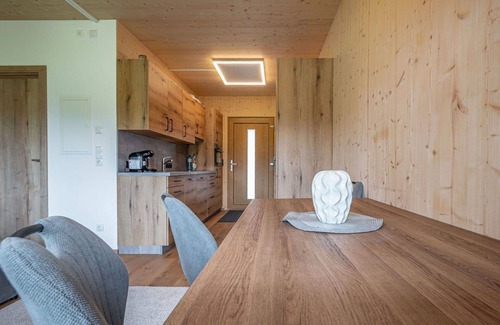 Kitzbuehel Apartment | Nice apartment for 2 people with TV and balcony