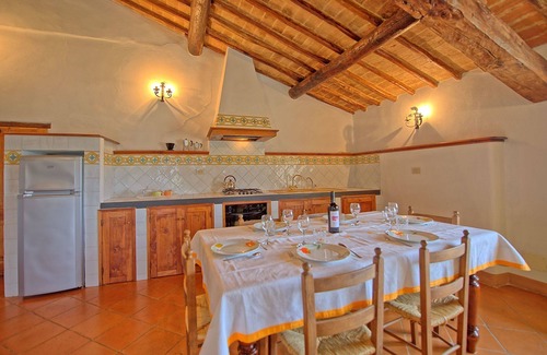 Monteroni d'Arbia Apartment | Nice apartment for 5 guests with pool, WIFI and panoramic view, close to Siena