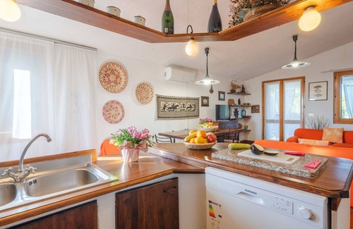 Paduledda Apartment | Nice apartment for 6 guests with WIFI, A/C, TV, terrace and parking