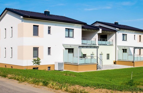 Donnerskirchen Apartment | Nice apartment for 6 guests with A/C, WIFI, TV, terrace and pets allowed
