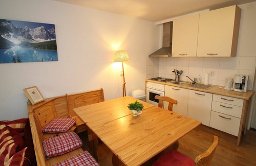 Muhldorf Apartment | Nice apartment for 8 people with WIFI, TV and balcony