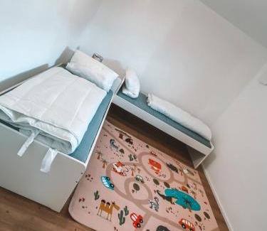 Guenzburg Apartment | Nice apartment, close to Legoland