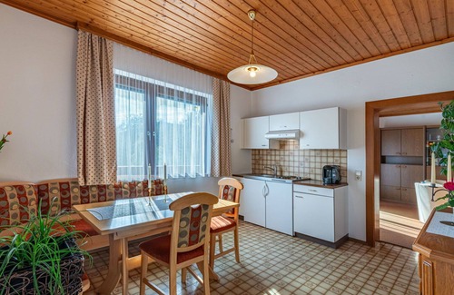 Agsdorf Apartment | Nice apartment for 4 people with WIFI, TV, patio and pets allowed