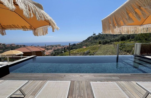 Costarainera Apartment | Nice apartment for 4 people with pool, WIFI, A/C, TV and terrace