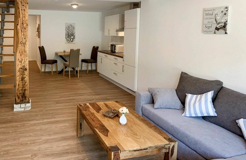 Holtriem Apartment | Nice apartment for 2 guests with WIFI, TV, terrace and pets allowed