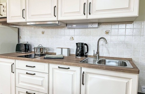 Pohorje Apartment | Nice apartment for 3 people with pool, WIFI and TV