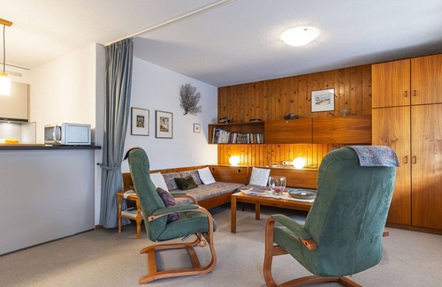 Champery Apartment | Nice apartment for 4 people with WIFI, TV, balcony and panoramic view