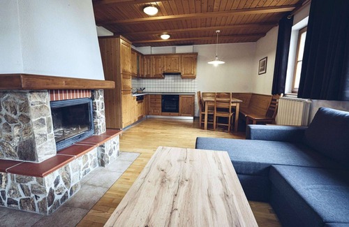 Hocko Pohorje Apartment | Nice apartment for 4 guests with pool, WIFI, TV, balcony, pets allowed and panoramic view