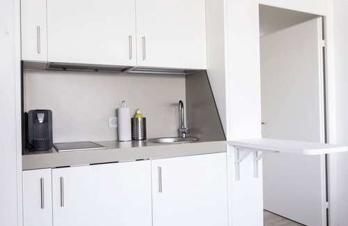 Bissone Apartment | Nice apartment for 4 people with pool, A/C, WIFI, TV, balcony and panoramic view