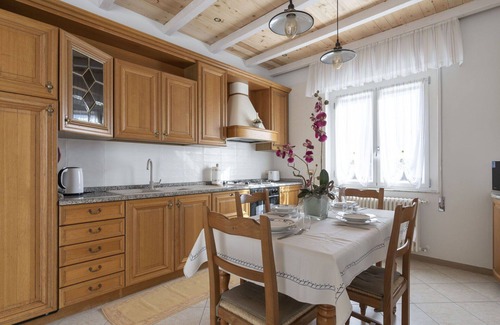 Erli Apartment | Nice apartment for 6 guests with WIFI, TV, terrace and pets allowed