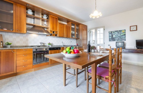 Muravera Apartment | Nice apartment for 6 guests with A/C, TV, balcony and panoramic view