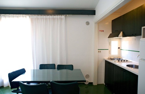 Sperlonga Apartment | Nice apartment for 6 guests with A/C, pool, WIFI, TV, terrace and pets allowed
