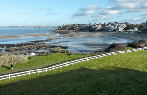 Saint-Igneuc Apartment | Nice apartment for 6 people with WIFI, TV and balcony