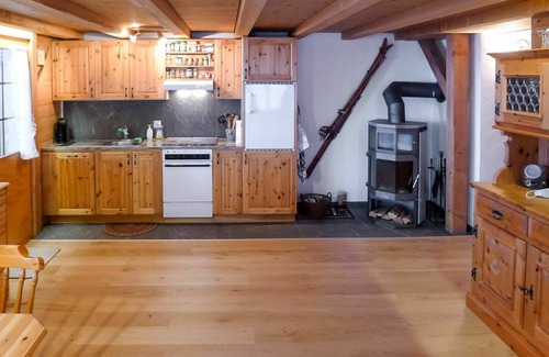 Tujetsch Apartment | Nice apartment for 6 people with WIFI, TV, patio and panoramic view