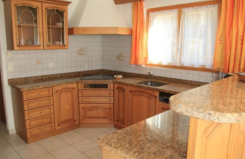 Saas Grund Apartment | Nice apartment for 7 people with WIFI, TV and balcony