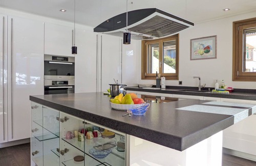Grindelwald Apartment | Nice apartment for 4 guests with WIFI, TV and balcony