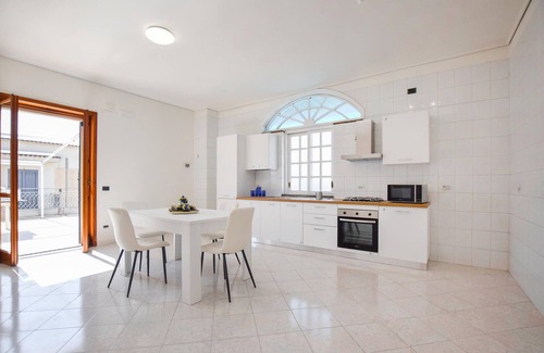 Angri Apartment | Nice apartment in Angri with WiFi