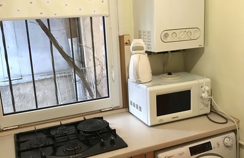 Prymors'kyi district Apartment | Nice apartment in center close to sea