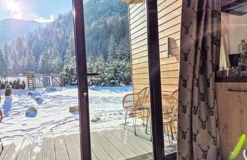 Fischbachau House | Nice apartment in villa for 5 guests with A/C, TV, terrace and pets allowed