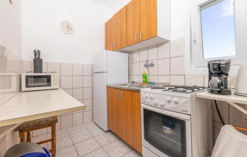 Stinica Apartment | Nice Apartment In Stinica