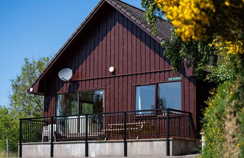 Drumnadrochit House | Nice apartment in villa for 6 people with WIFI, TV, patio and panoramic view