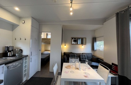 Wemding House | Nice apartment in villa for 4 guests with WIFI, TV and terrace