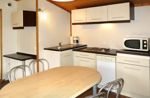 Beynat House | Nice apartment in villa for 4 guests with WIFI, pool, TV, terrace and pets allowed